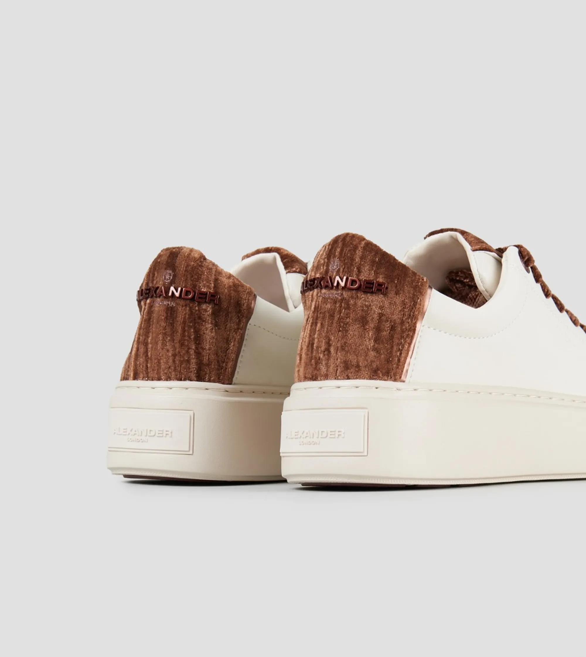 Alexander Smith Sneakers London Alta In Pelle Bianco Albelhw8415Fcn 197554