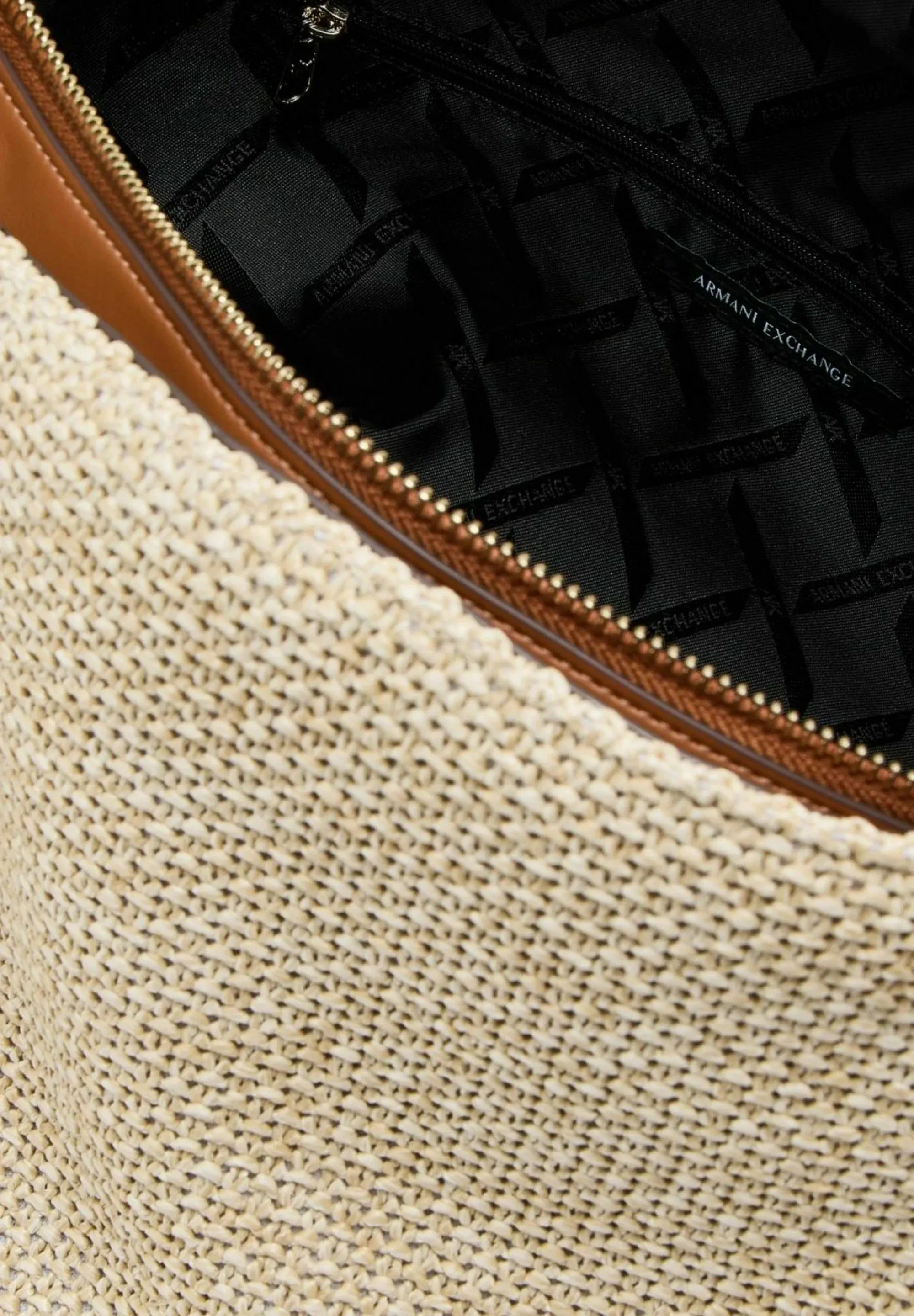 Armani Exchange Borsa A Spalla Strutturata Beige Xw002603Af22683 175371