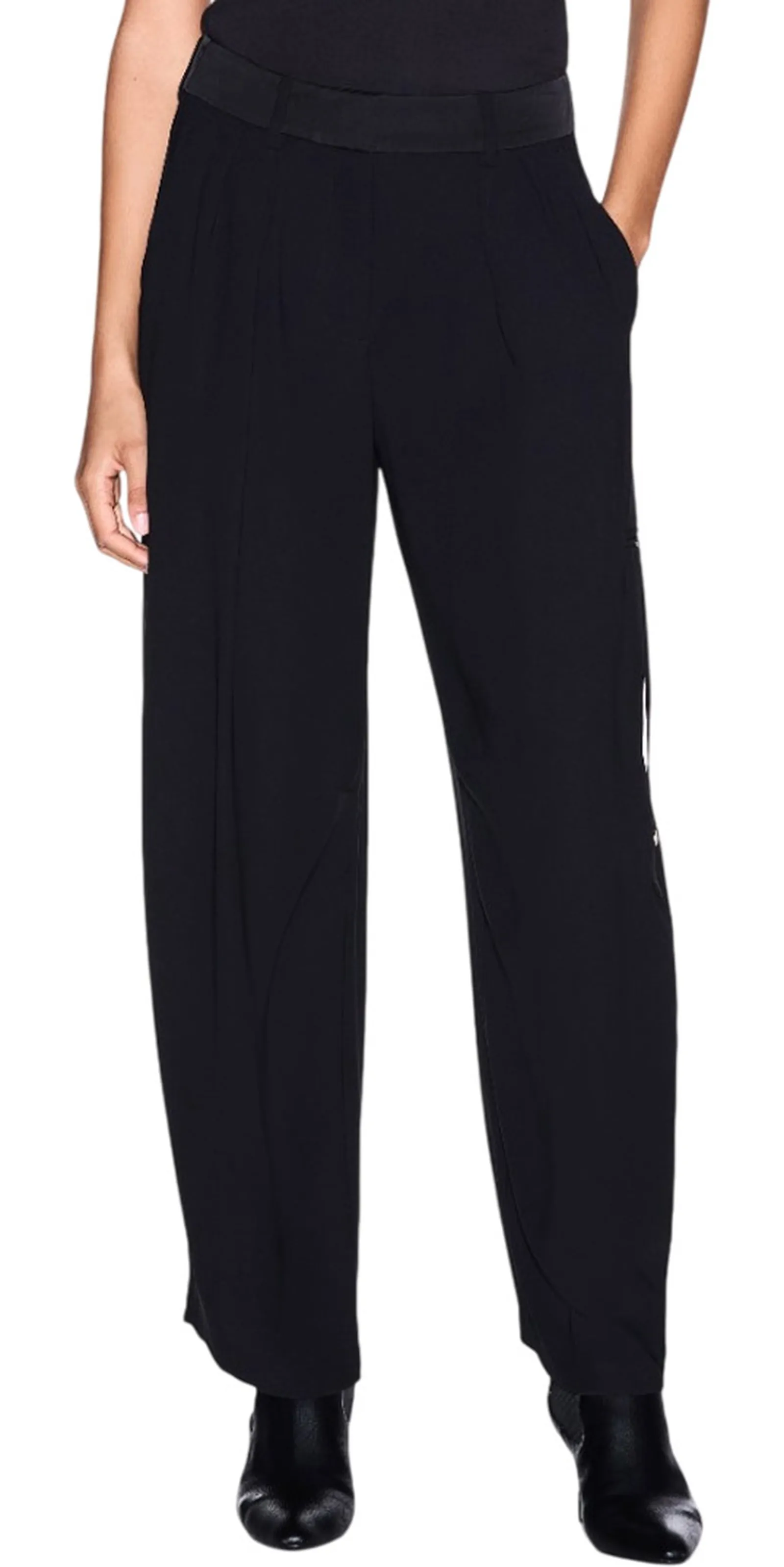 Armani Exchange Pantalone A Gamba Larga Con Pinces Frontali Nero Xw002507Af16151 195295