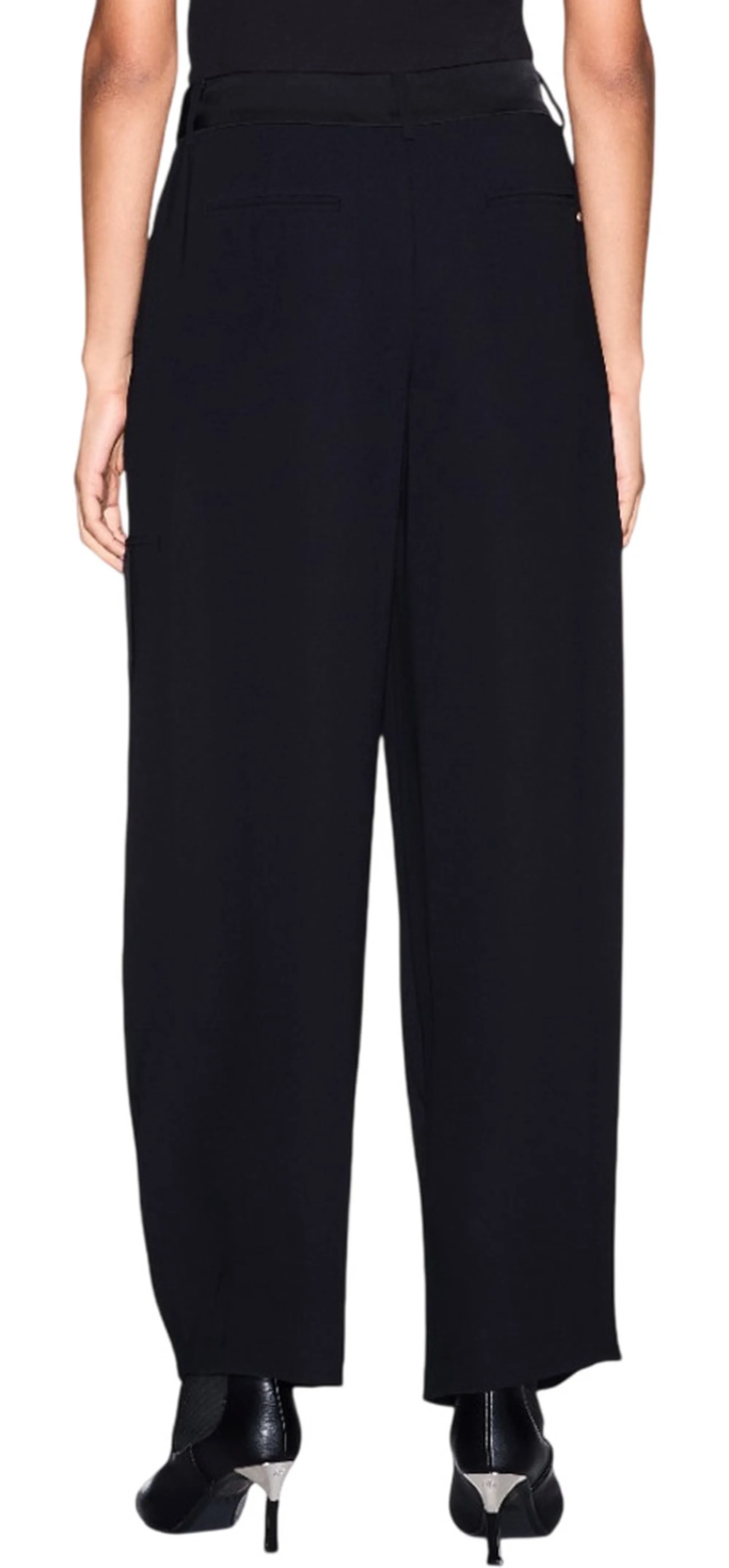 Armani Exchange Pantalone A Gamba Larga Con Pinces Frontali Nero Xw002507Af16151 195296