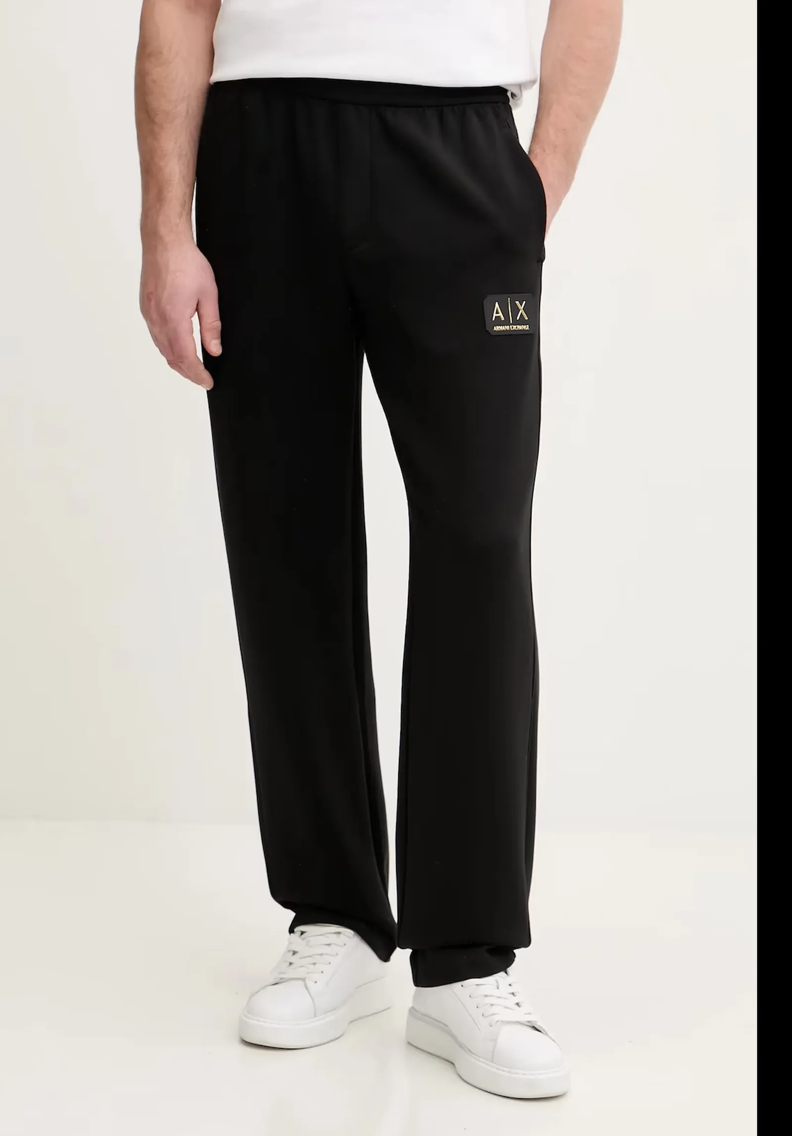 Armani Exchange Pantalone In Tessuto Tecnico Nero Xm001774Af19936 175124