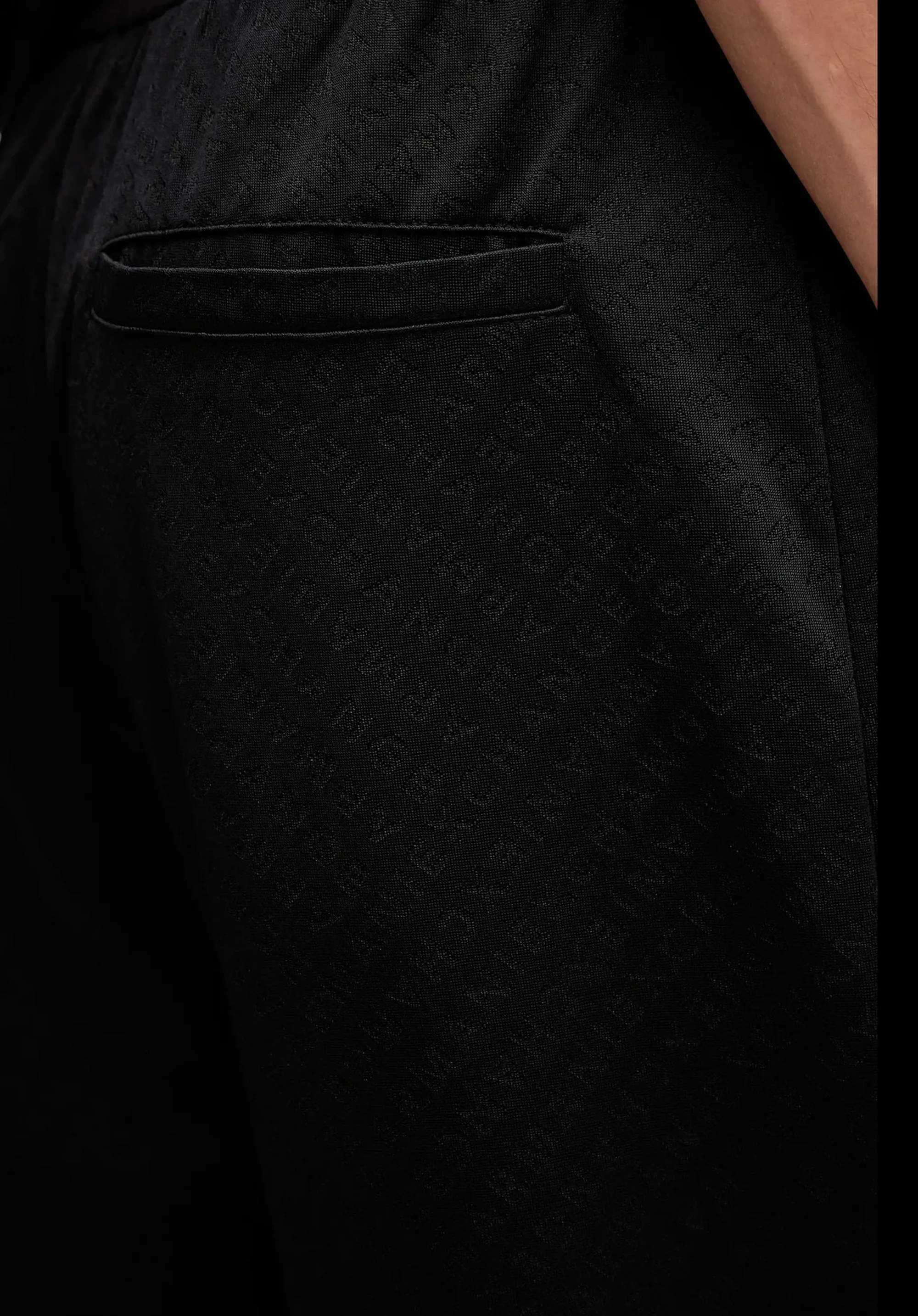 Armani Exchange B'Micro Texture Trousers' Black Xm001356Af16259 161726