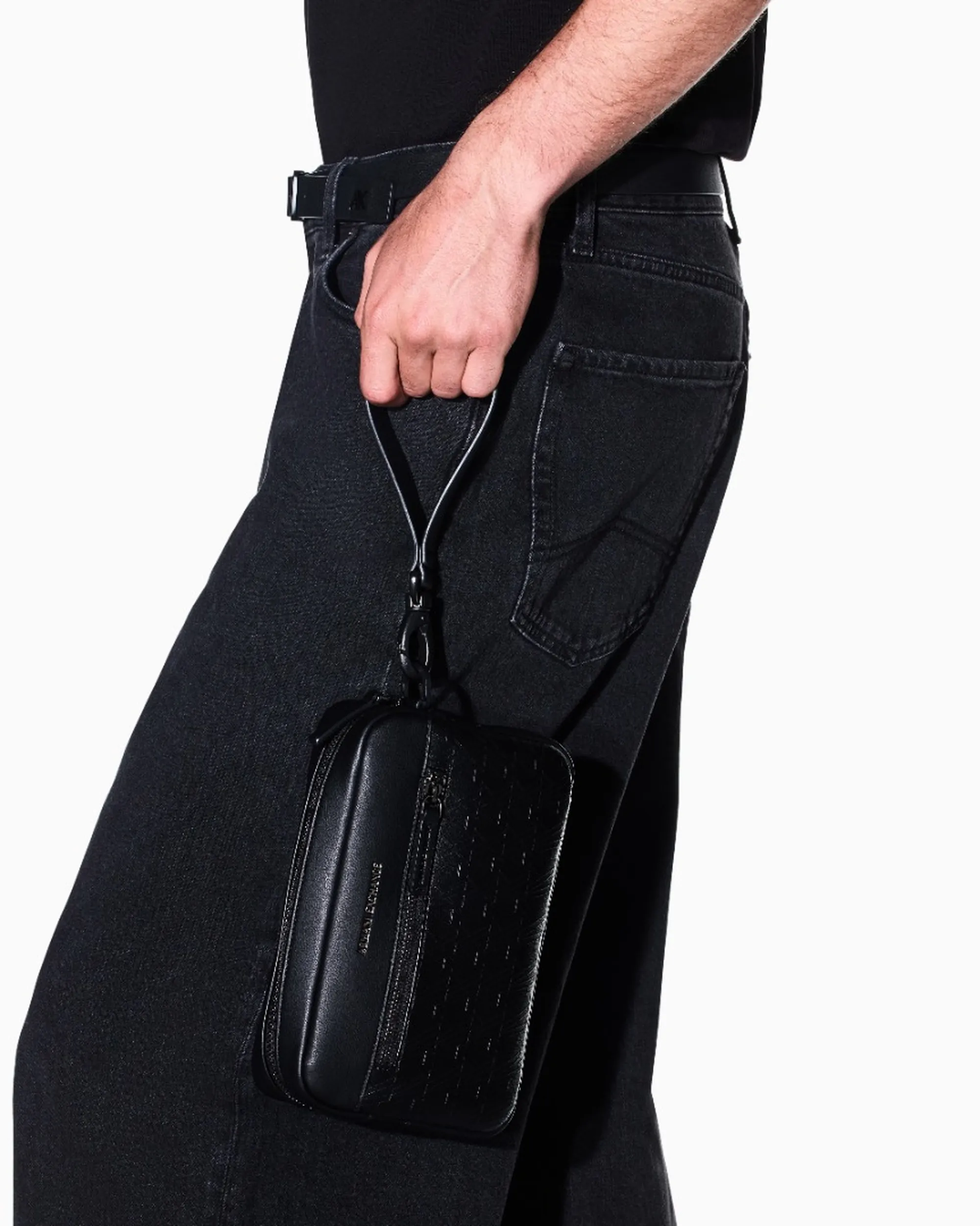 Armani Exchange B'Leather Effect Clutch With Embossed Logo' Black Xm003583Af26662 194107