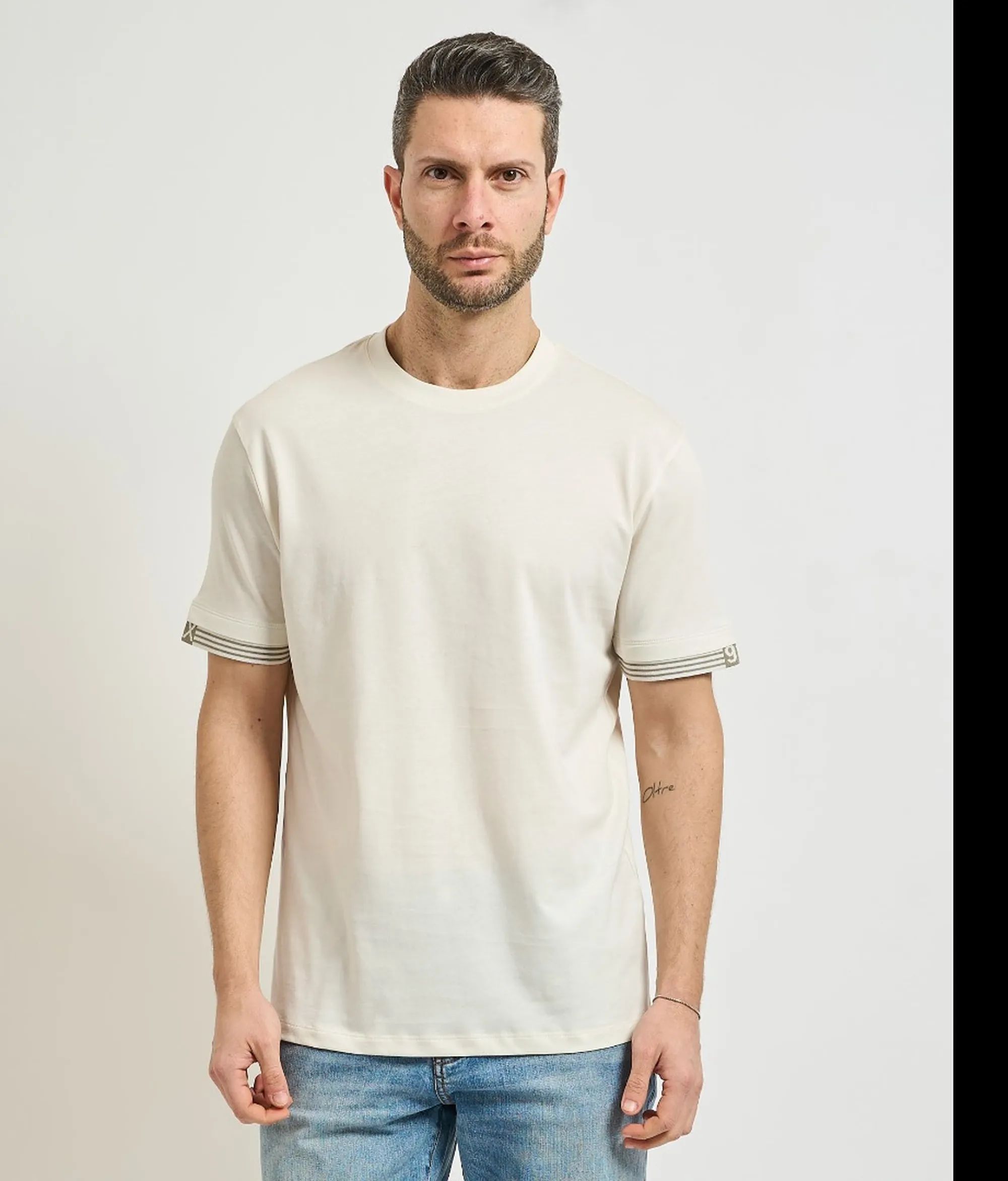 Armani Exchange B'T-Shirt ' Cream Xm002493Af10356 181343