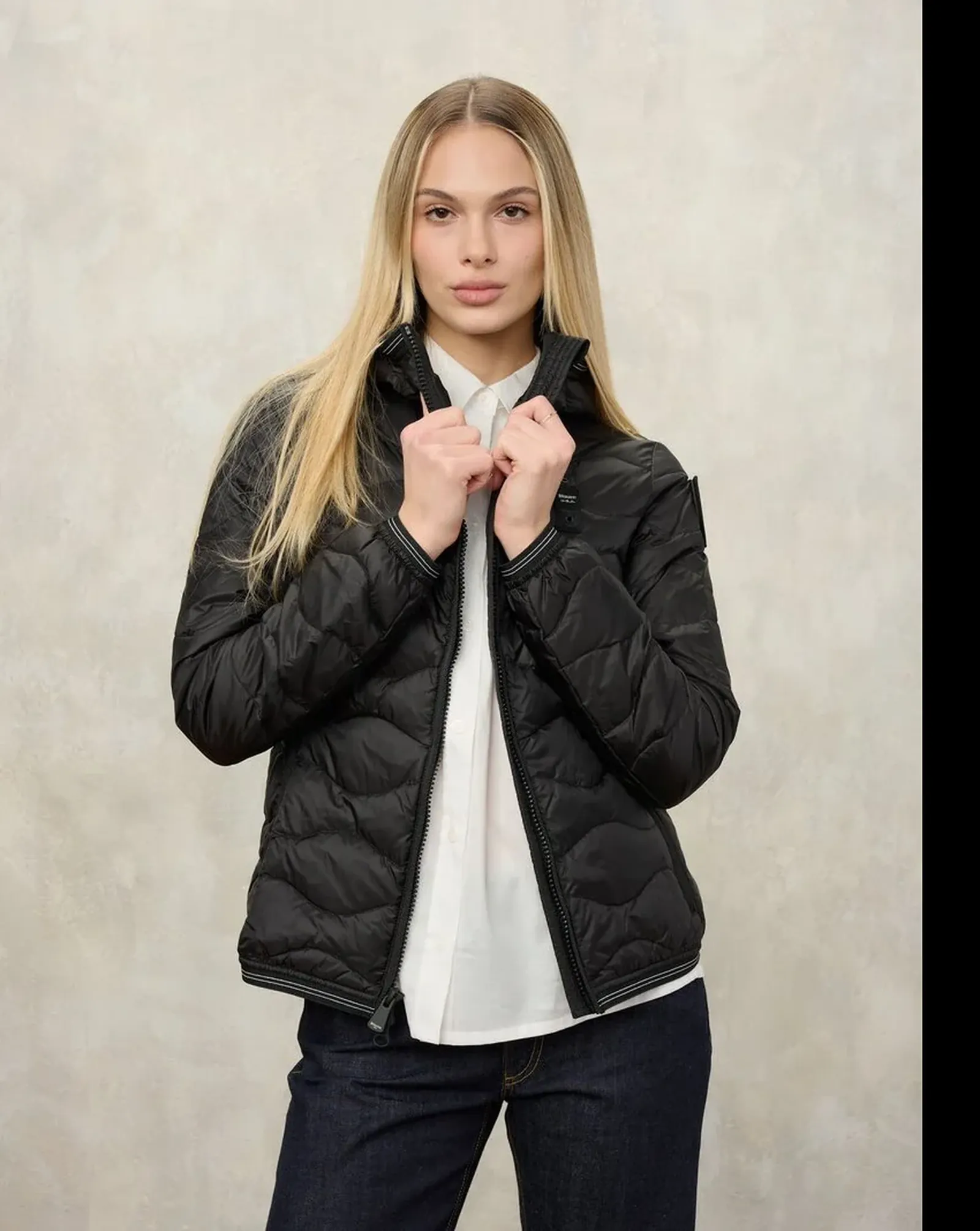 Blauer Piumino Con Cappuccio Camelia Nero 26Sbldc03169 172464