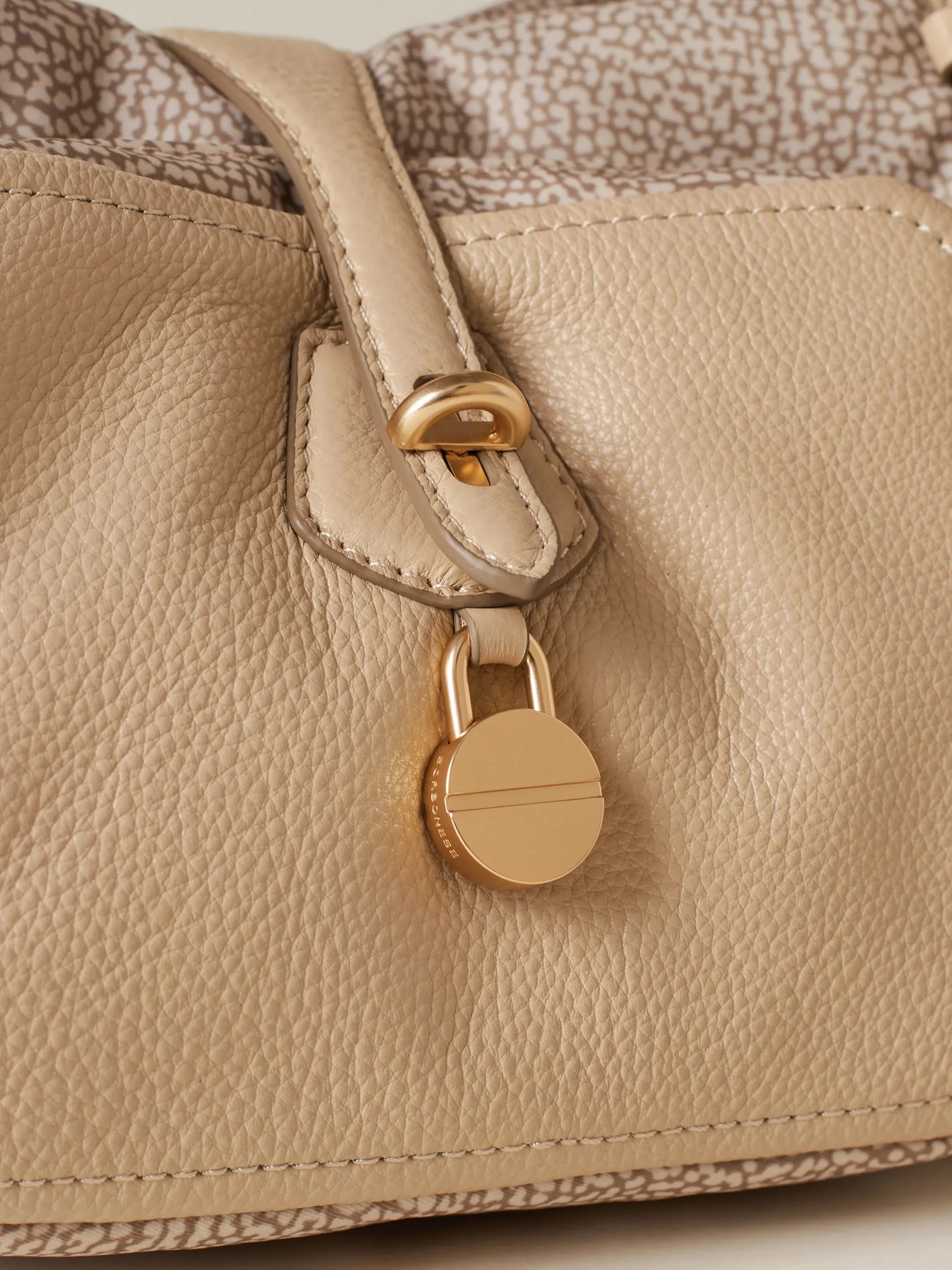 Borbonese Borsa Poche Bauletto Medium Sabbia 910101950189C75 173607