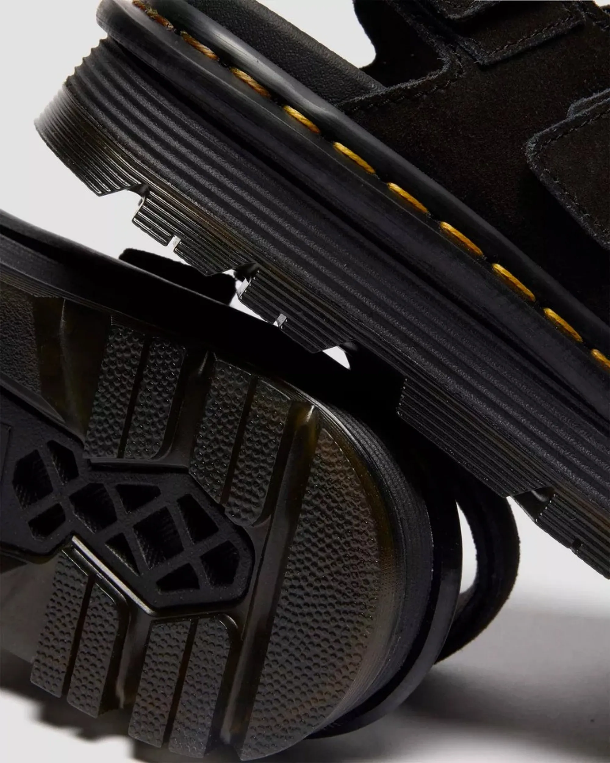 Dr. Martens Sandalo Zebzag Nero 42689001 181608