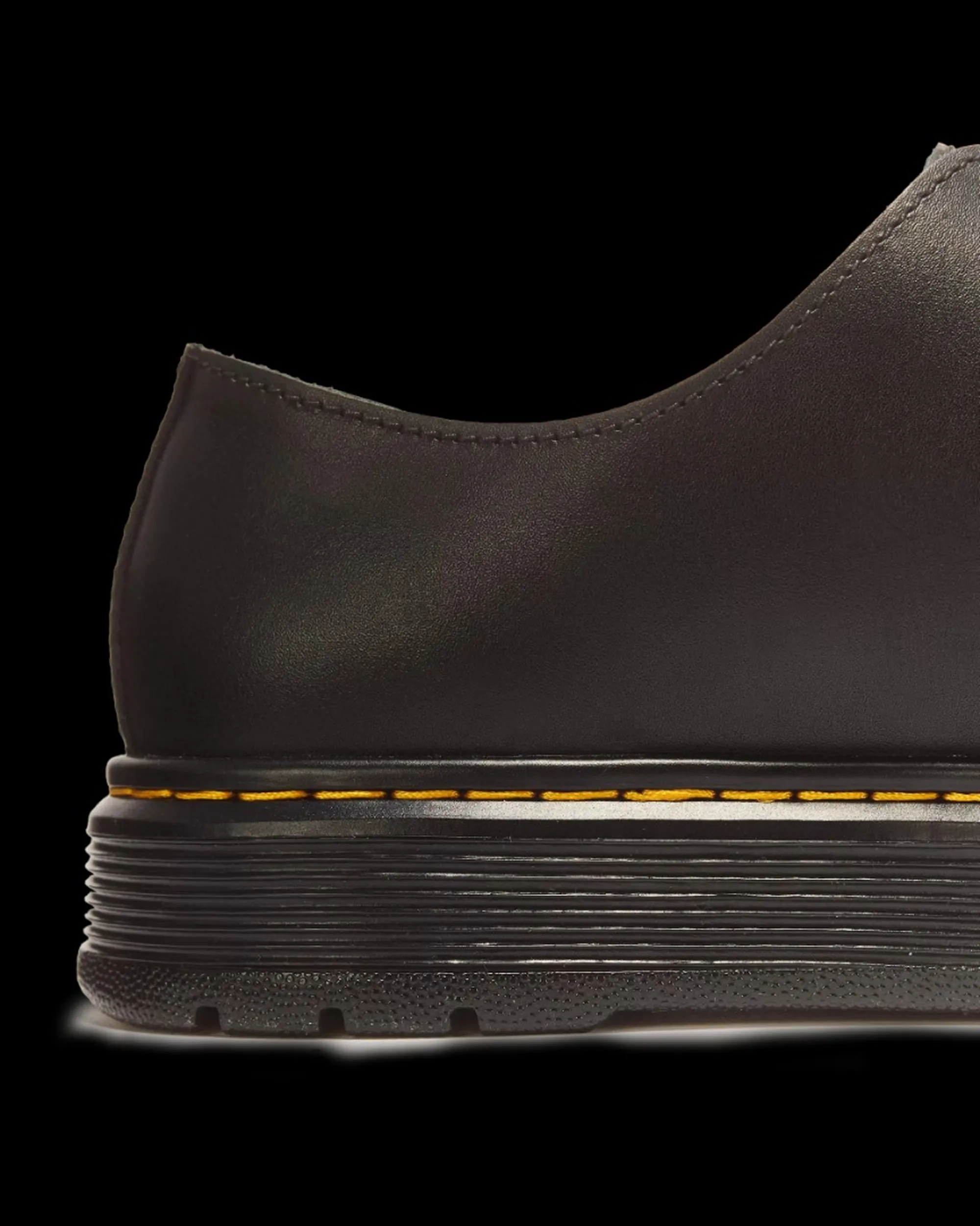 Dr. Martens Scarpa Brookline Nero 41553001 201153