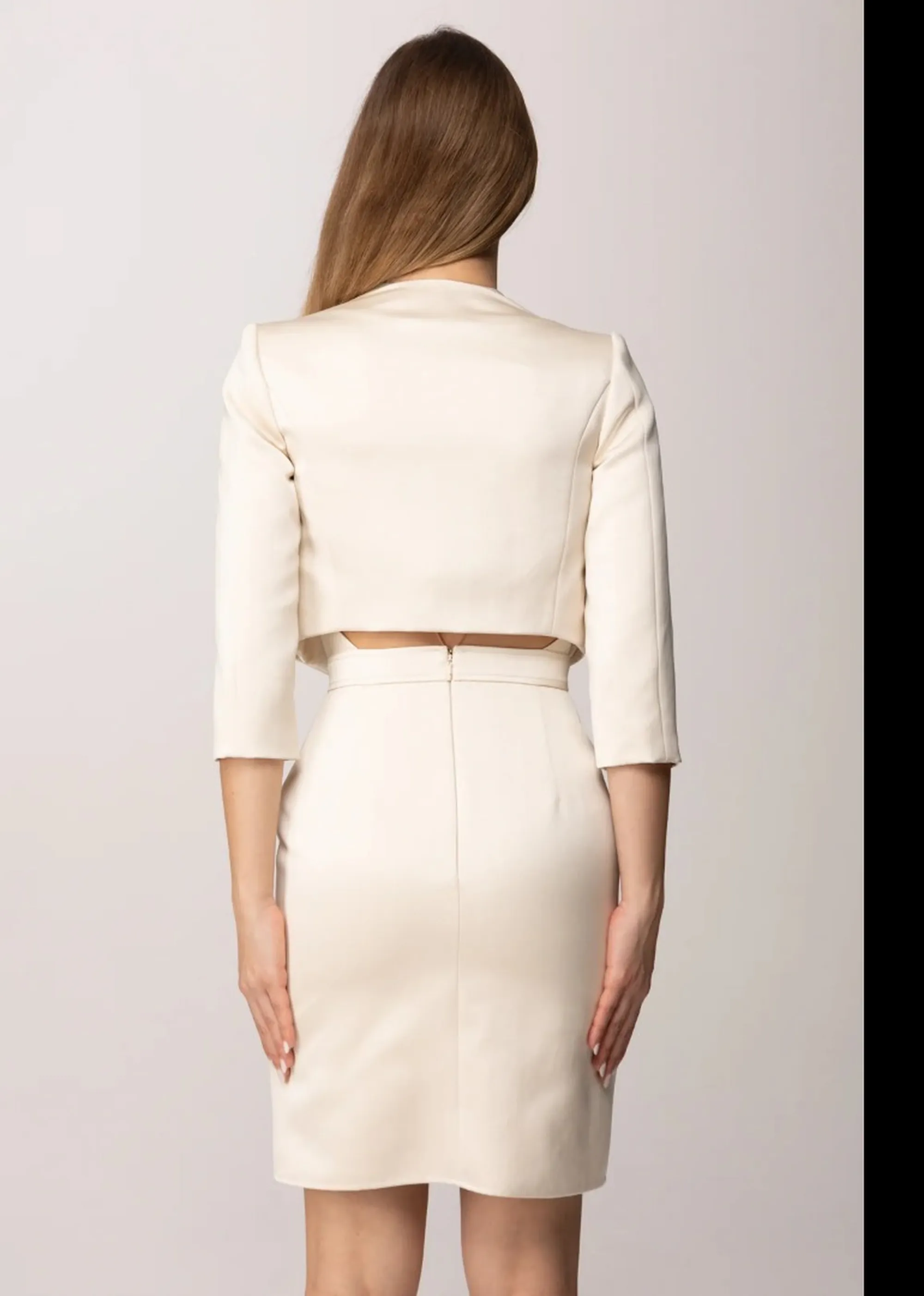 Elisabetta Franchi Abito In Duchesse E Tulle Con Giacca Burro Tb00161E2 172042