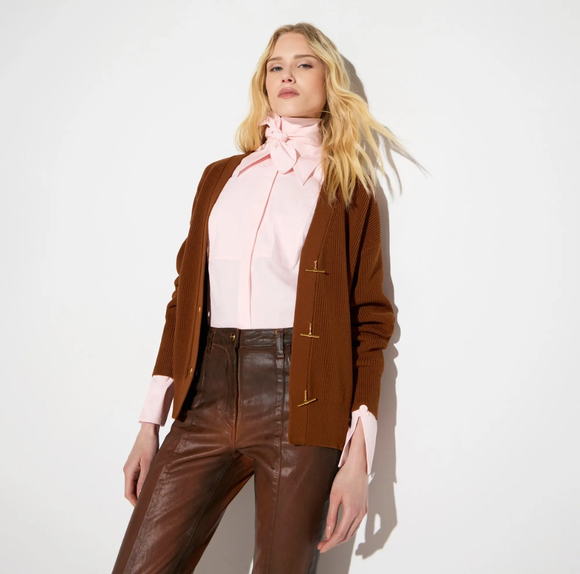 Elisabetta Franchi Cardigan In Maglia Con Bottoni Gioiello Sigaro Mk01S66E2 184682