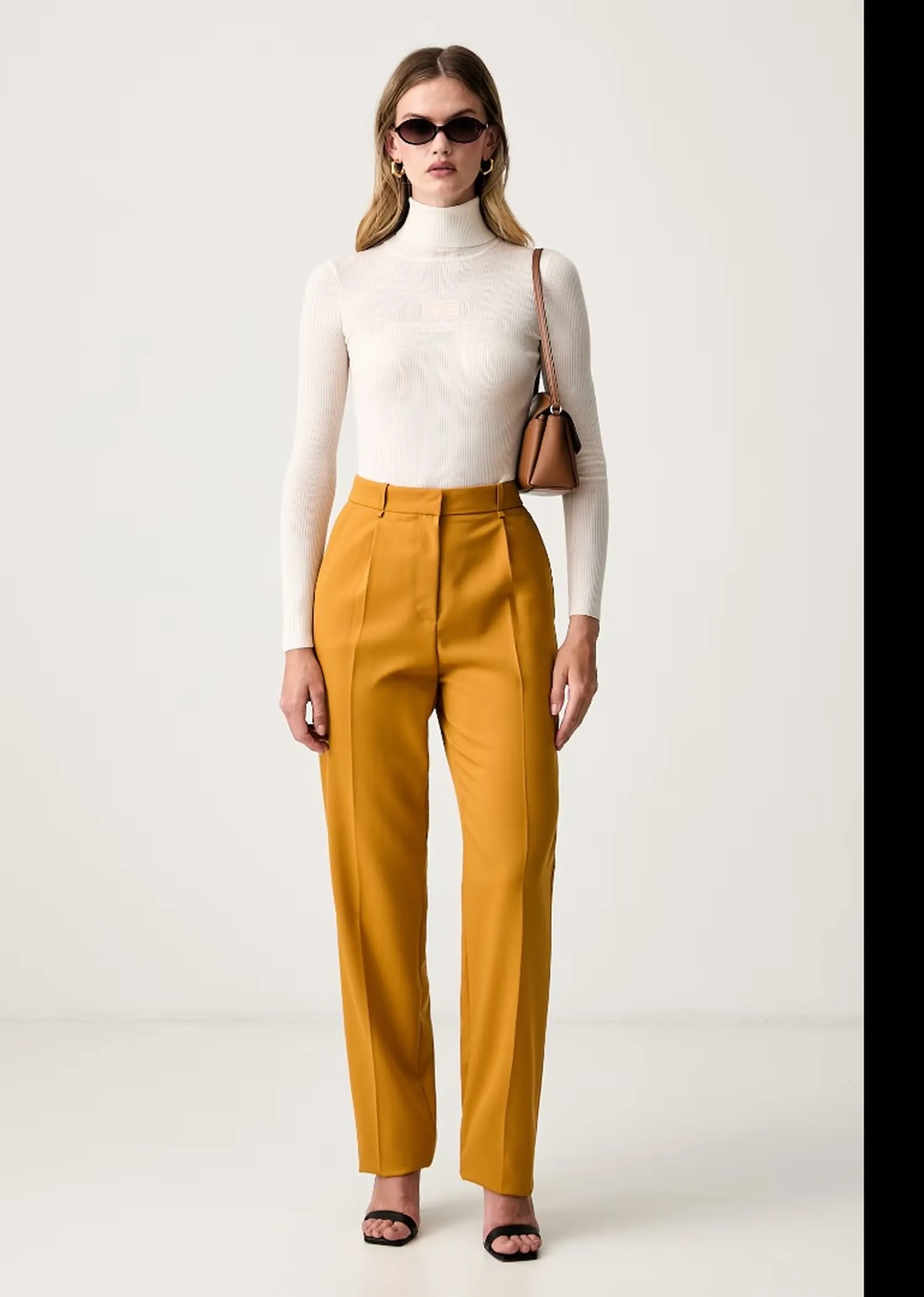 Elisabetta Franchi Dolcevita In Maglia A Costine Burro Mk18B66E2 184497