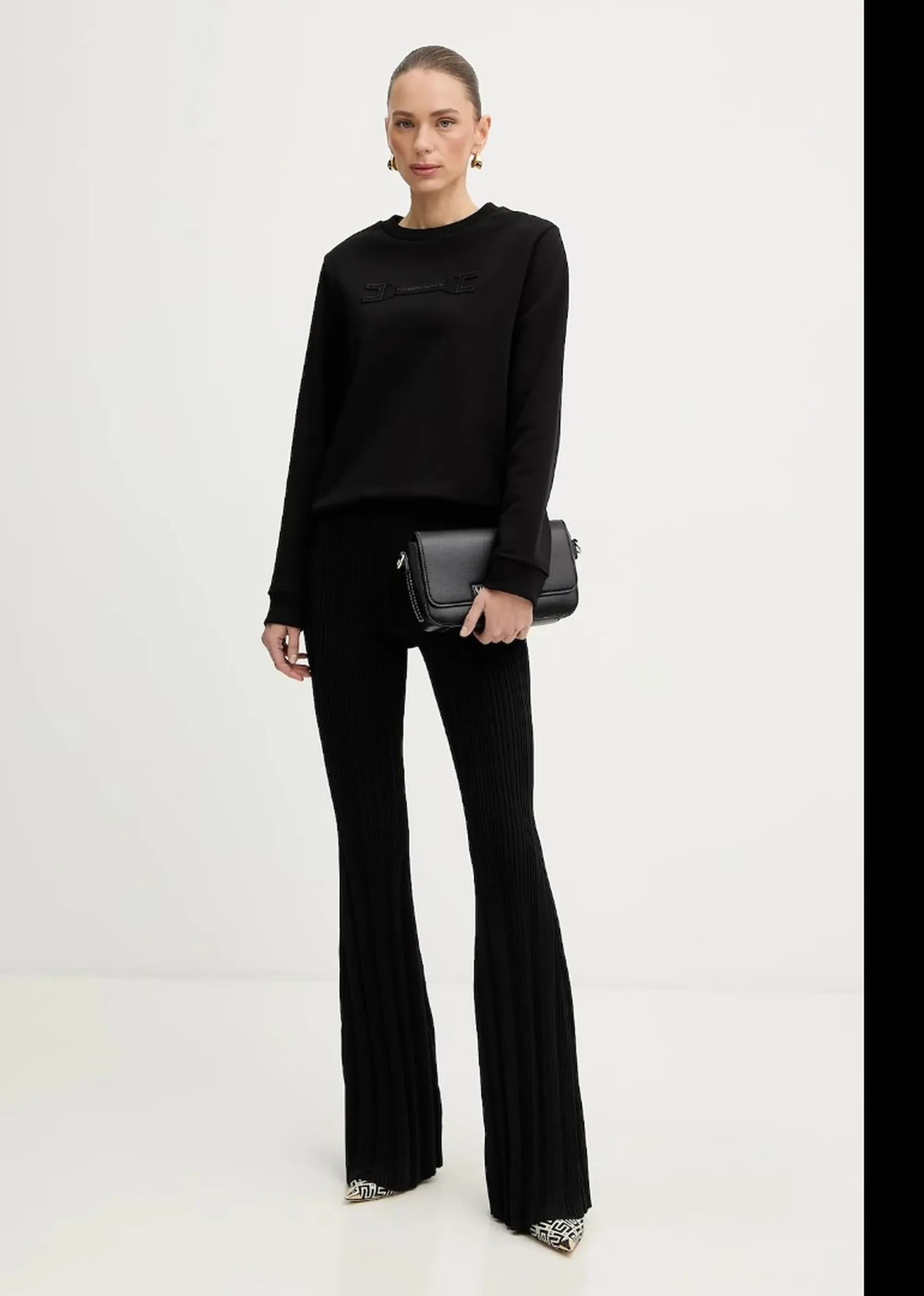 Elisabetta Franchi Felpa Con Applicazione Logo Sul Petto Nero Md03P61E2 171522