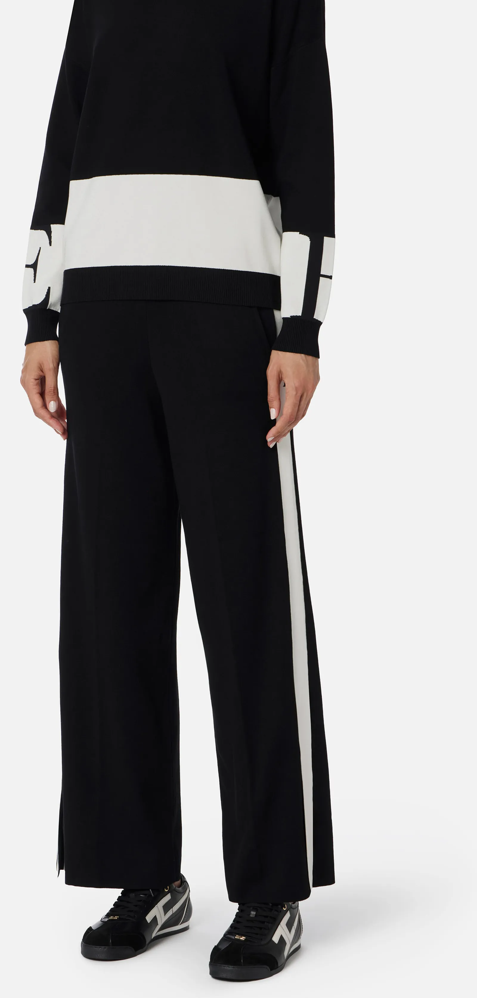 Elisabetta Franchi Pantalone In Viscosa Con Bande Lucide Nero Kp69S56E2 153000