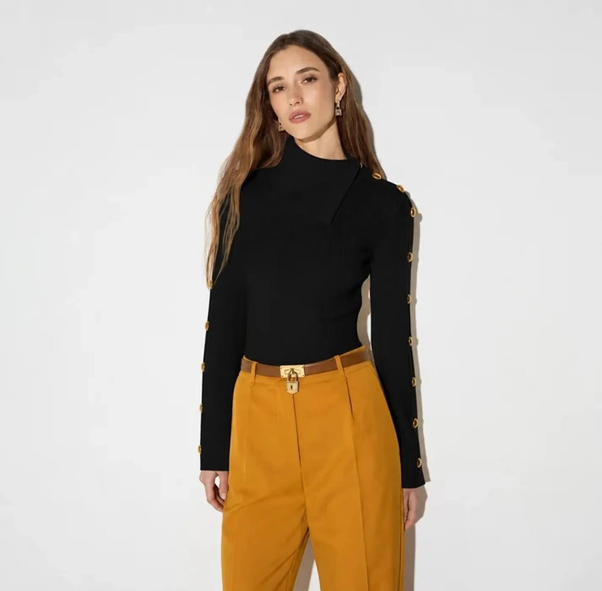 Elisabetta Franchi Pullover In Maglia Con Bottoni Gioiello Nero Mk03S66E2 184585