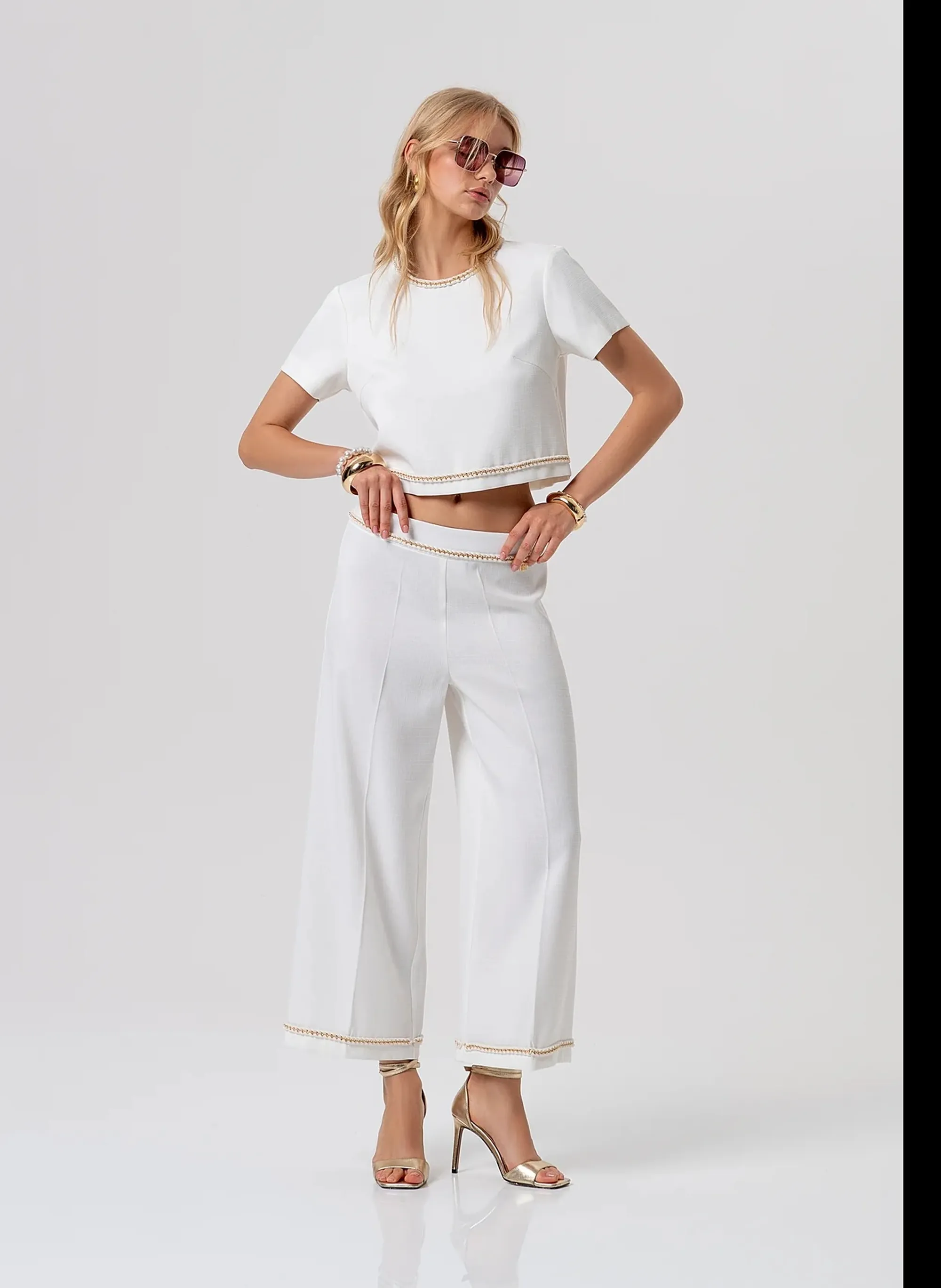 Fracomina B'Blusa Cropped' Cream Fr26St1001W43901 173747