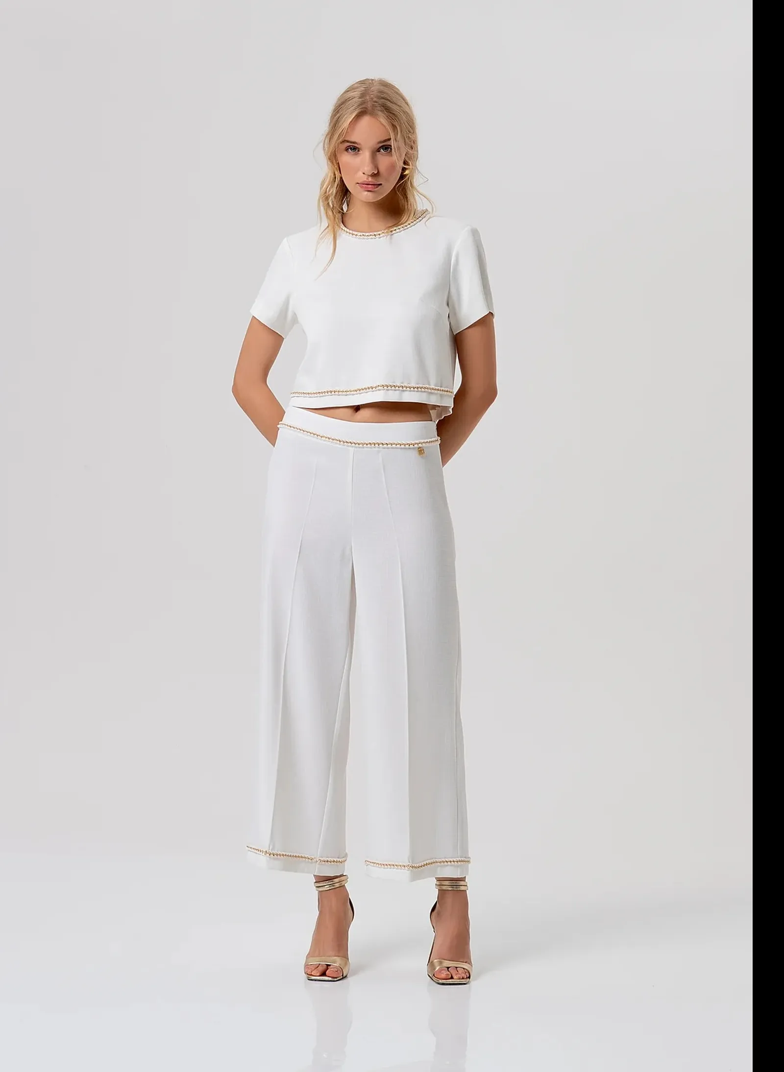 Fracomina Pantalone Cropped Modello Culotte Crema Fr26Svb010W43901 173975