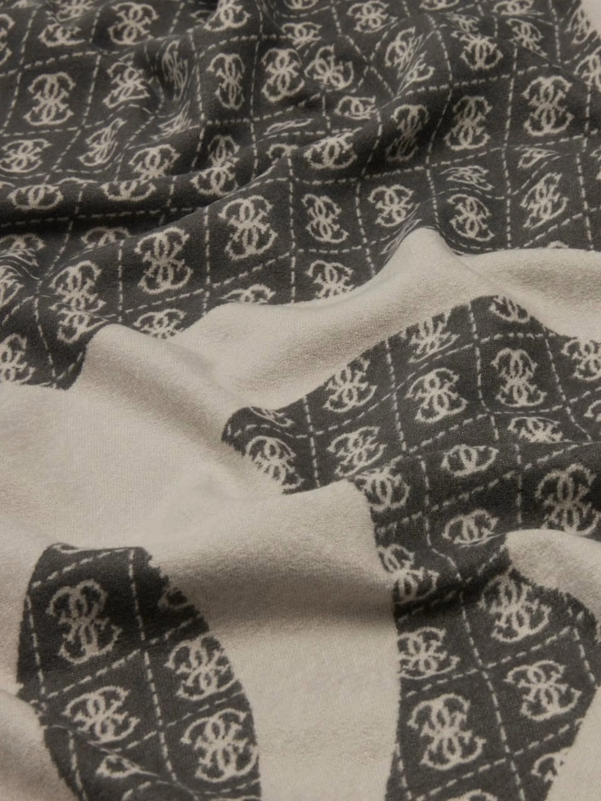 Guess Foulard Guess Nero Aw5418Pol03 156588