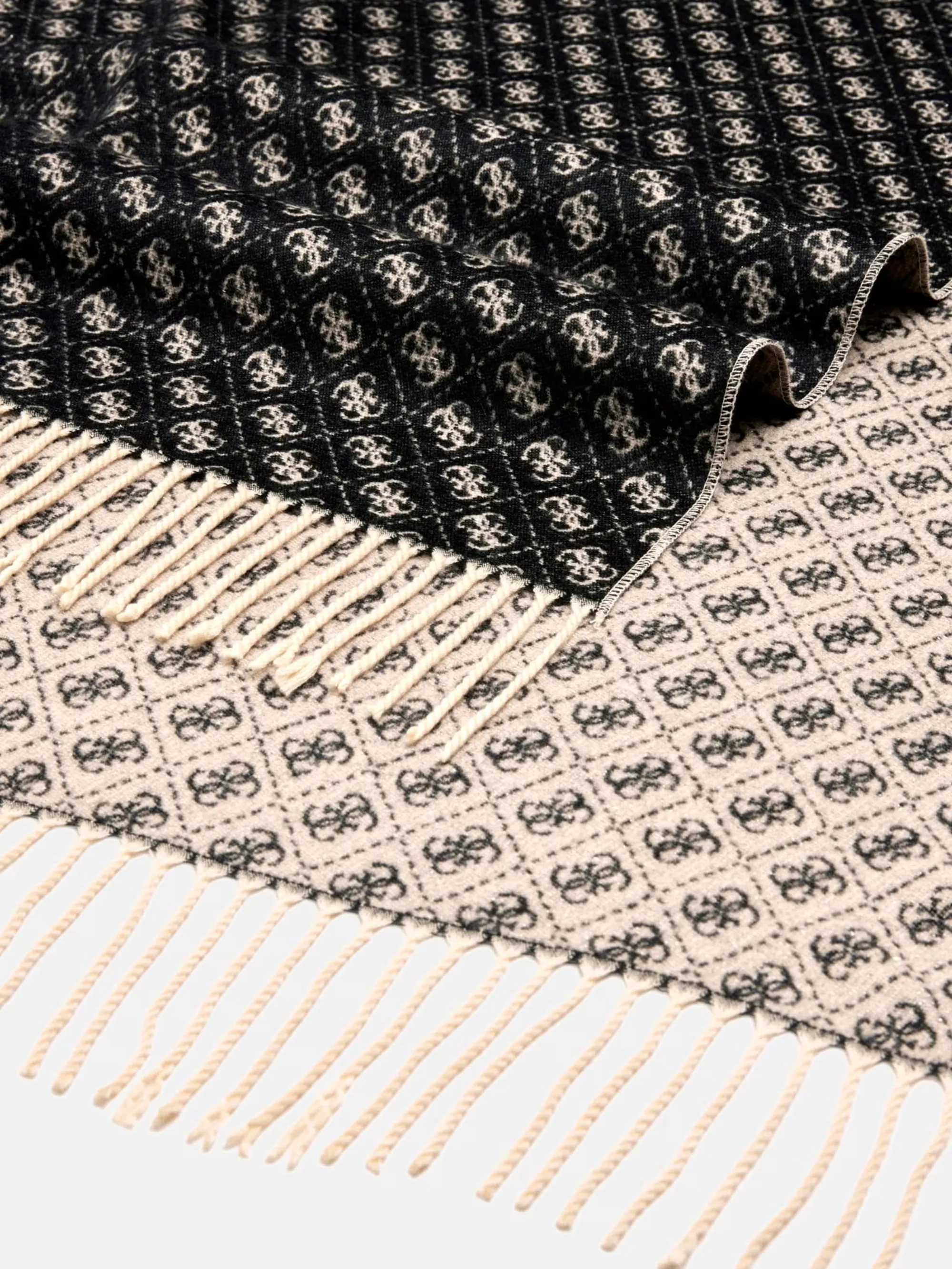 Guess Sciarpa Guess Nero Aw5423Pol03 157658