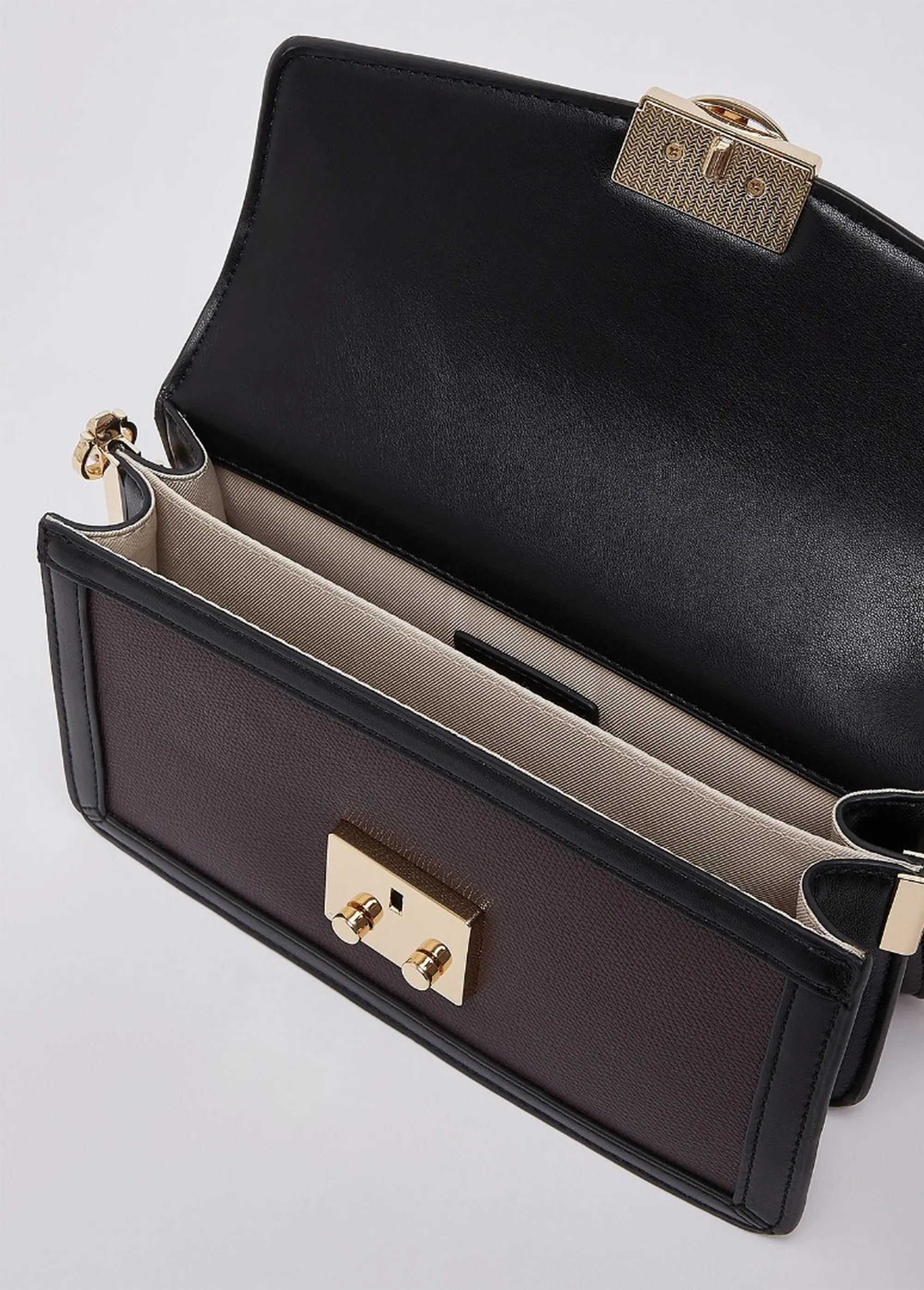 Liujo Accessori Borsa A Tracolla Piccola Melanzana Af6039E1150 191476
