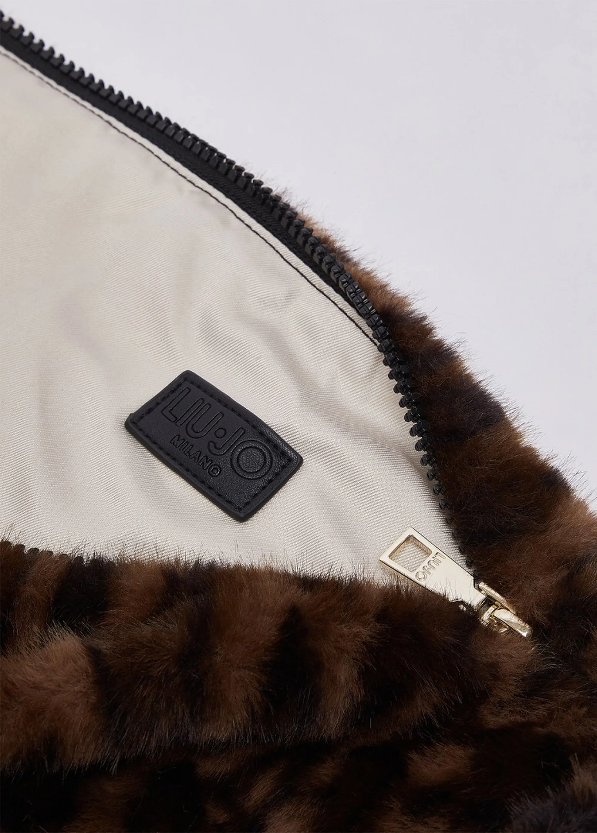Liujo Accessori Borsa Grande In Pelliccia Sintetica Marrone Af6194E1164 188810